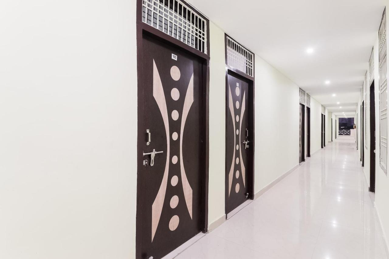 Spot On 63000 Hotel S.S. Plaza Banthra Sikandarpur Екстериор снимка