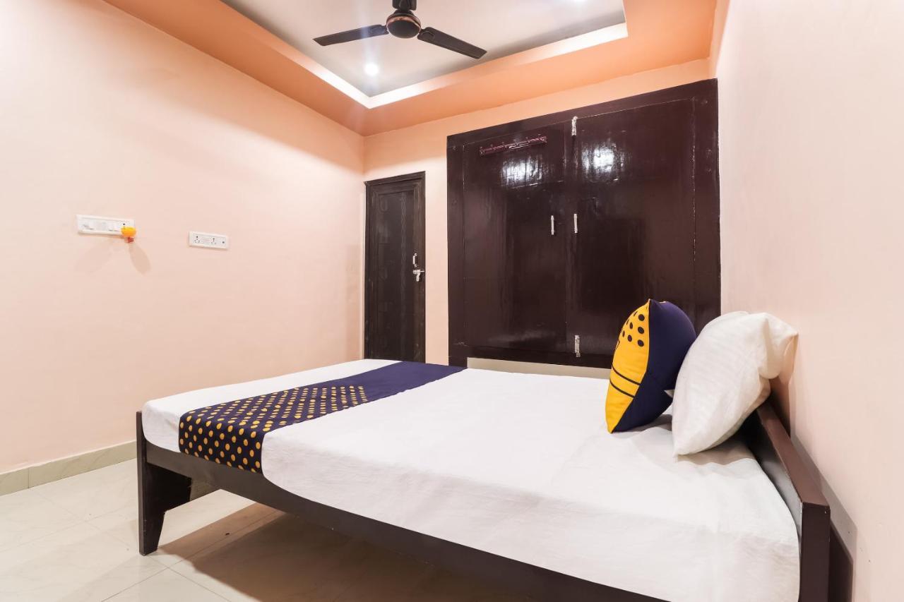 Spot On 63000 Hotel S.S. Plaza Banthra Sikandarpur Екстериор снимка
